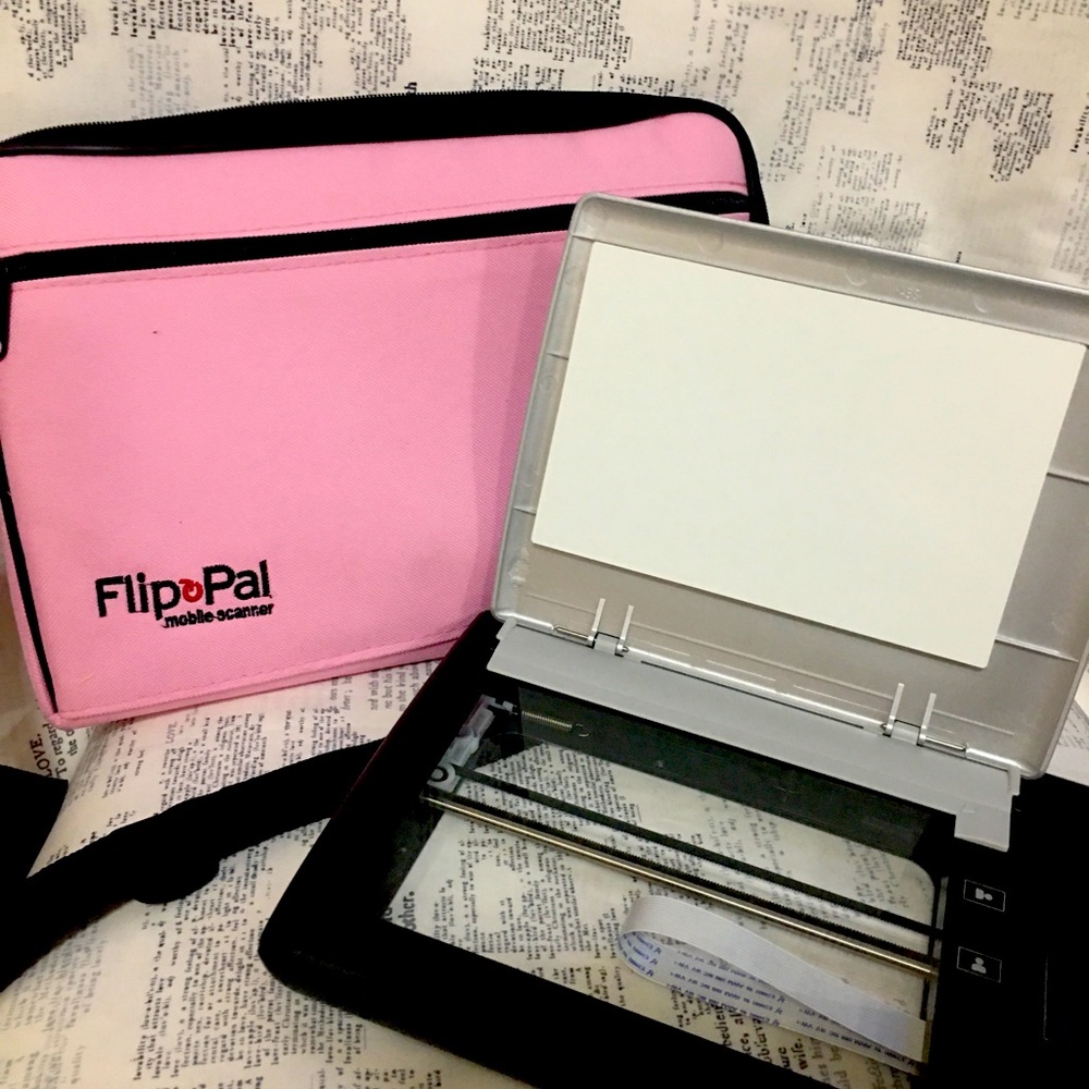 Flip Pal Mobile Scanner